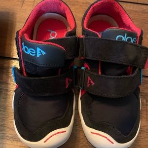 Brand new in box, never worn Plae Ty waterproof machine washable toddler size 9